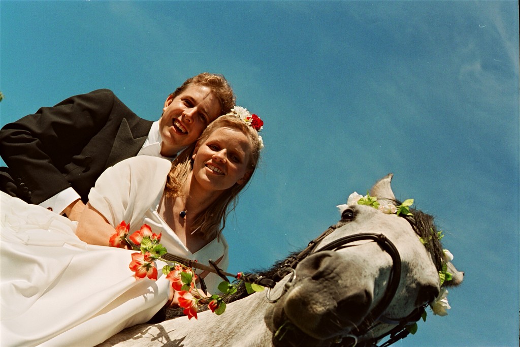 The image “http://home.kniberg.com/wedding/pics/couple-and-camel-5101__7A.jpg” cannot be displayed, because it contains errors.